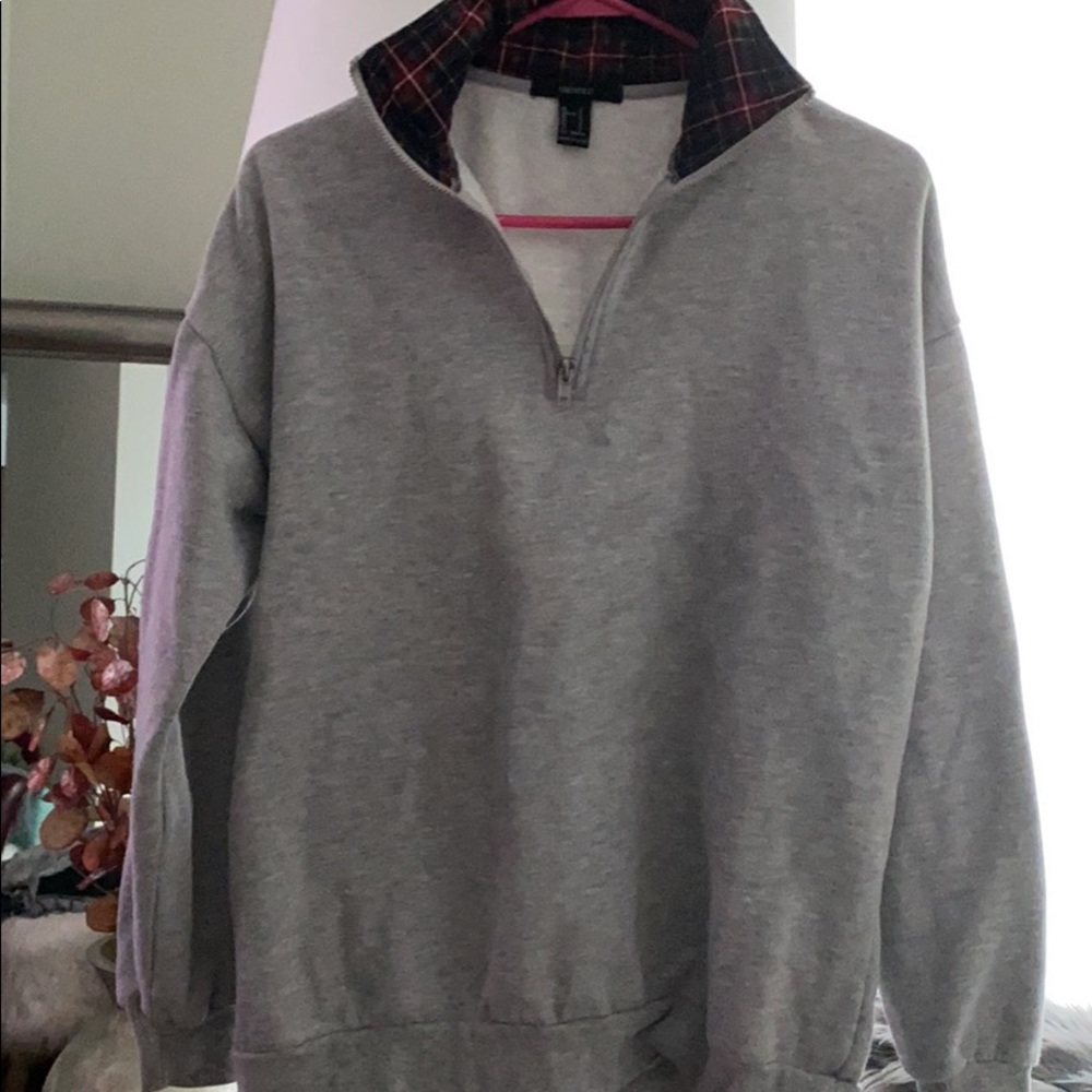 Sweater - Picture 2 of 2